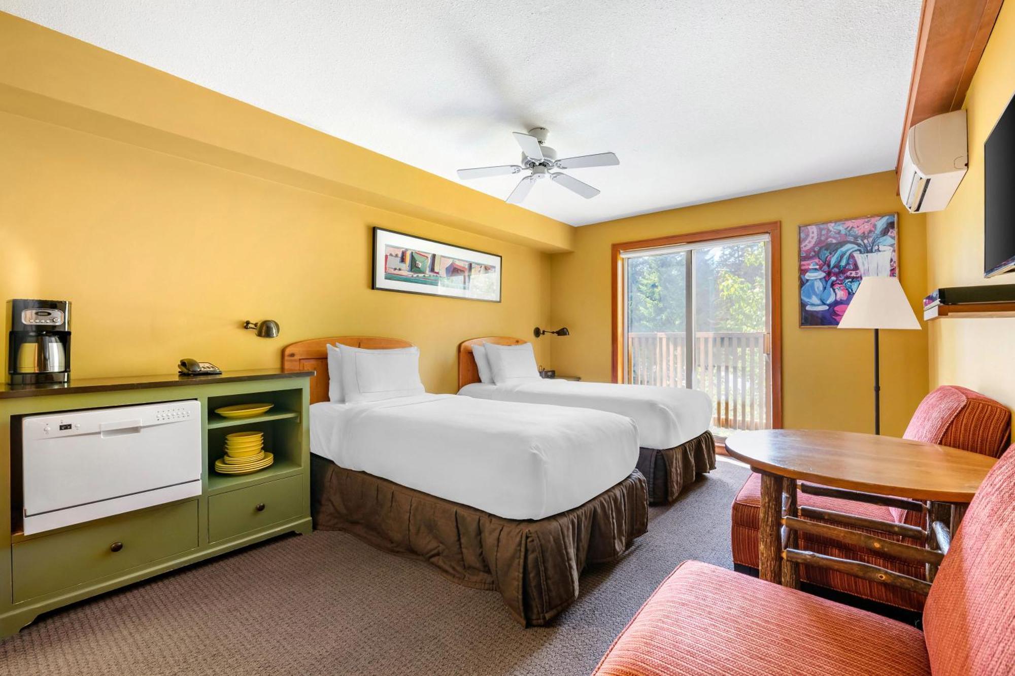Hilton Grand Vacations Club Whistler Hotell Exteriör bild